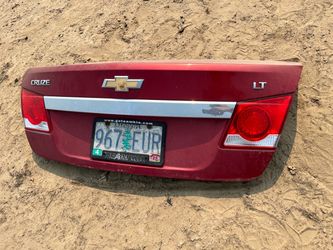 2011 Chevy Cruze trunk lid red