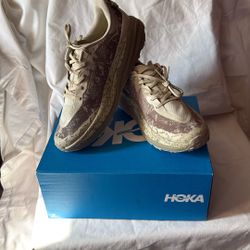 Hoka Shoes 