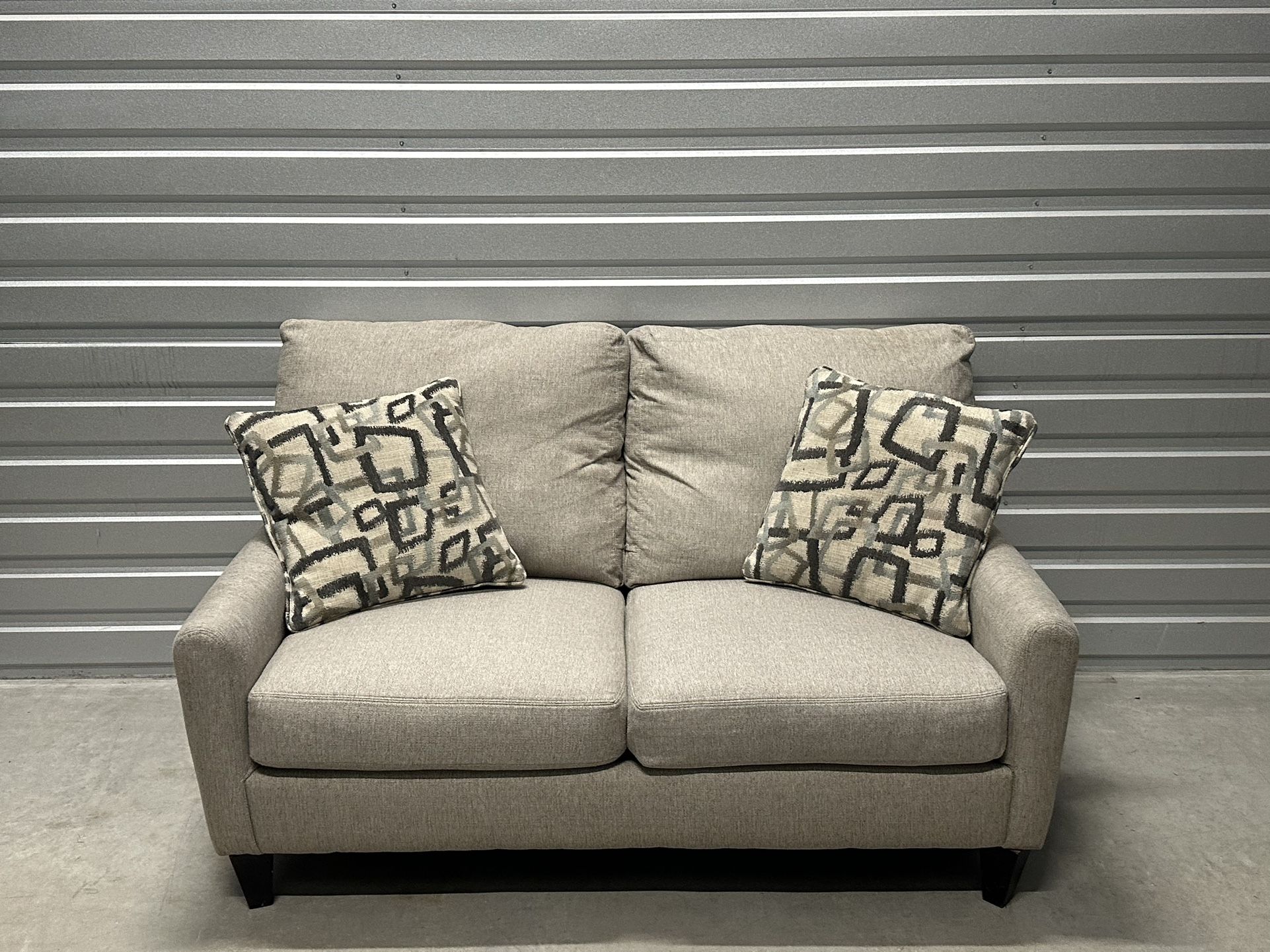 Beautiful Grey Loveseat Delivery Available for Sale in San Antonio, TX