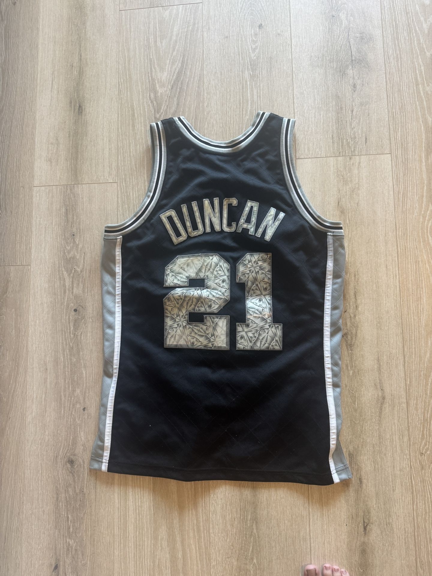 Authentic Diamond Edition Tim Duncan Jersey Size M
