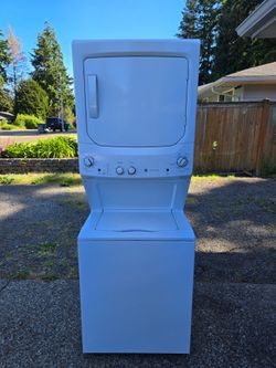 GE Washer/Dryer Stacker