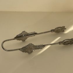 ANTIQUE 1880s Victorian PICKLE castor TONG silver plate CLAW FEET 6 "