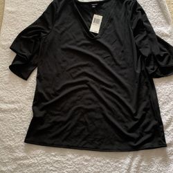 Women’s brand New Top Blouse, M