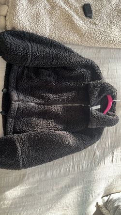 Lululemon- Black cinchable fleece size 4