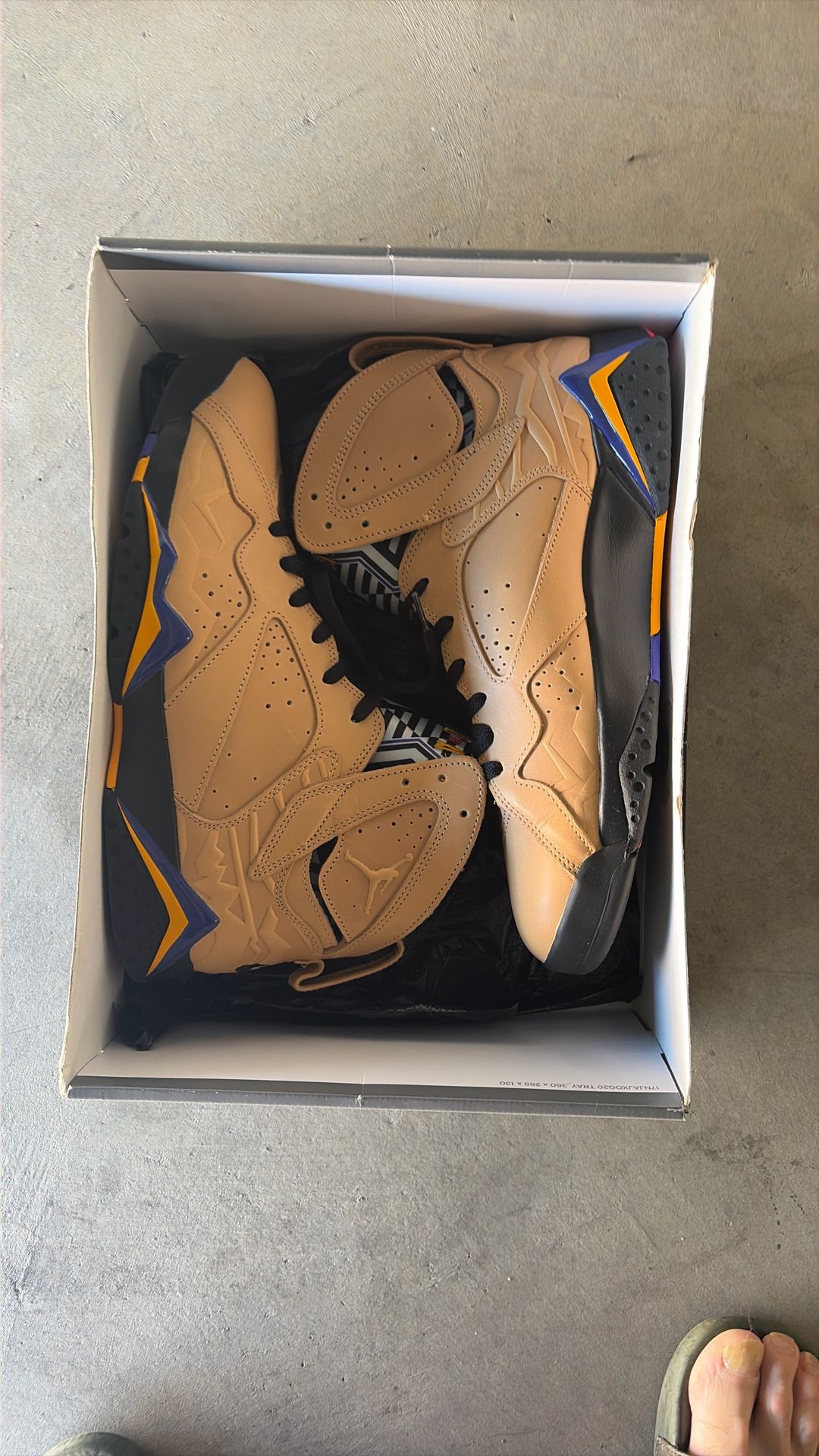 AIR JORDAN 7 RETRO SE Size 12 Men