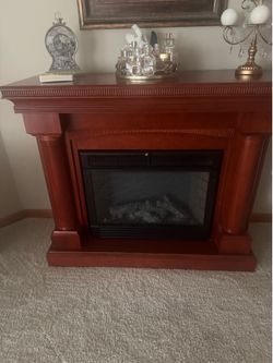 Elegant Traditional Wood Fireplace Mantel with Electric Insert - Cherry Finish
