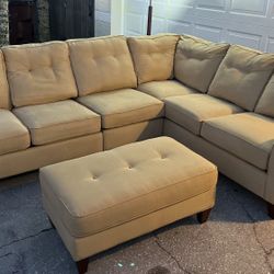 La-Z-Boy L-Shaped Sectional Sofa w/ Ottoman – Mahogany Fabric