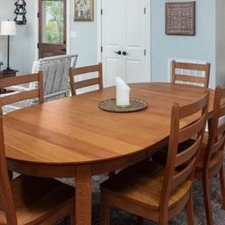 AMISH TABLE AND 6 CHAIRS
