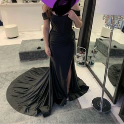 Sherri Hill prom dress