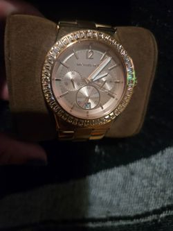 Michael kors rose gold watch
