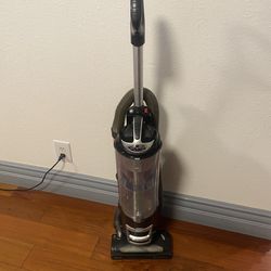 Shark Vacuum Cleaner
