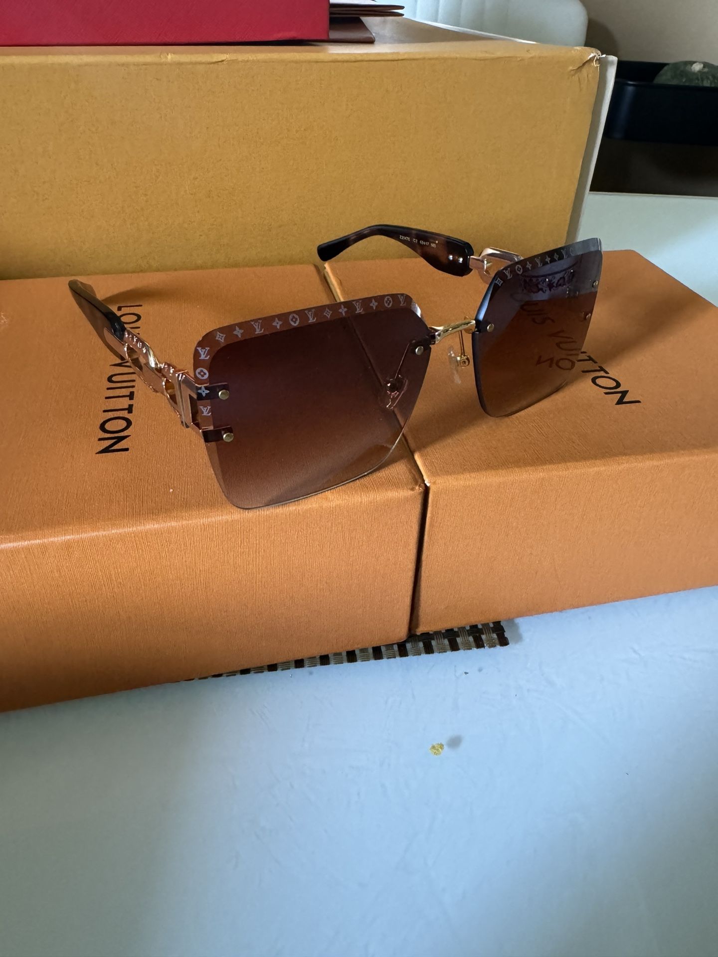 Louis Vuitton Shades
