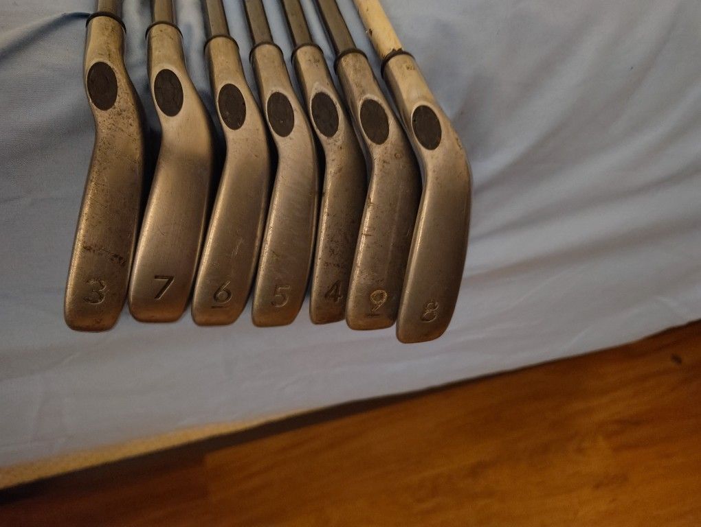 Callaway X16 Steelhead Irons Only