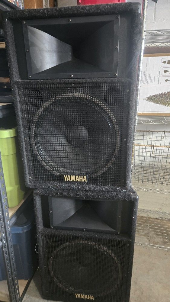 Huge Yamaha Subwoofers Heavy