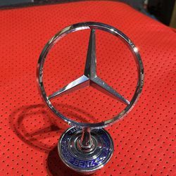 Mercedes Genuine Hood Ornament Emblem  
