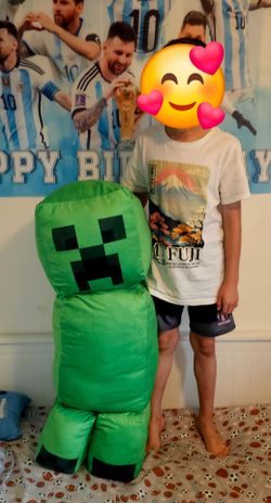 Creeper huge plush