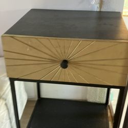 Night Stand Or Couch Side Table 
