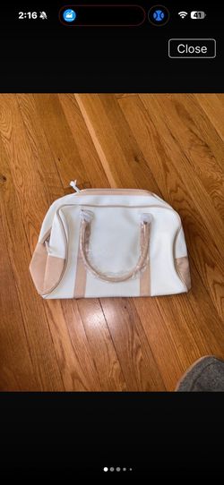 Estee Laudar Vintage Cream & Tan Duffel Travel Bag Faux Leather & Suede Trim
