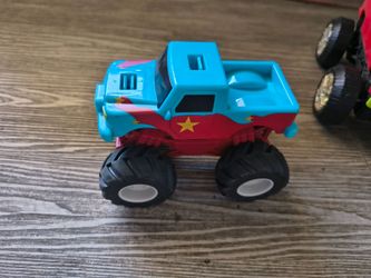 Lakeshore Snap & Design Monster Truck Pull Back Action