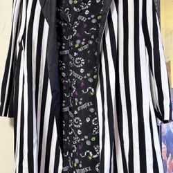 Beetle juice Torrid Exclusive Jacket (size 3) 
