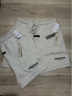 Light oat essential shorts