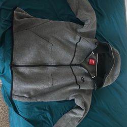 Nike Tech Sweater 