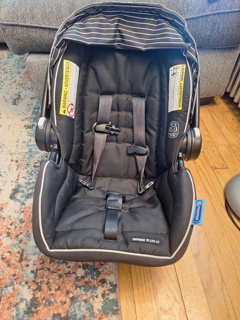 $25 Infant Carseat , Graco Snugride Lite LX