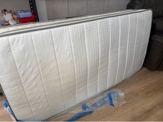 New Twin Sized Mattress