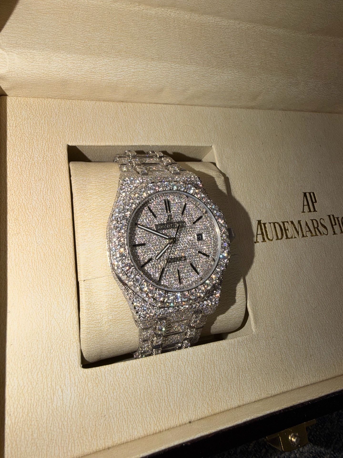 Moissanite AP