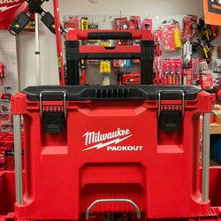  Milwaukee PACKOUT 22 in. Rolling Modular Tool Box