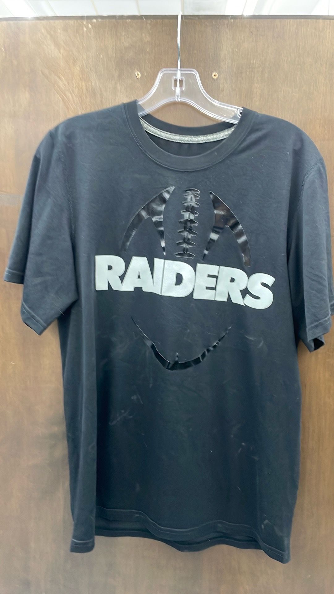 Raiders Tshirt. Item NO 913 (Shopgoodwill)