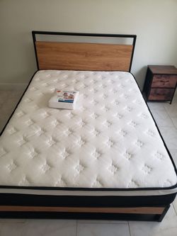 One bed and Furniture for bedroom