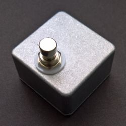 NEW Guitar or Bass Amp Amplifier Latching Footswitch Pedal