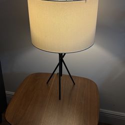 2 sets of lamps and side tables