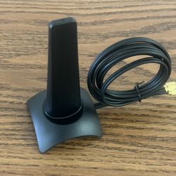 Boost your wireless signal with this high-performance dual SMA antenna from HP.