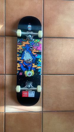 Eh-Ok Skateboard
