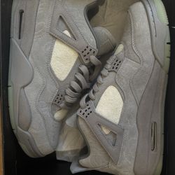 Kaws Jordan 4 Retro OG 