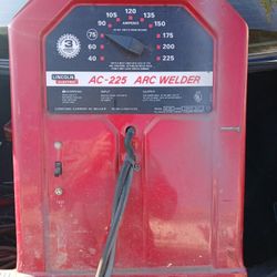 LINCOLN 225 Arc Welder