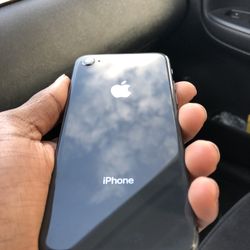 UNLOCKED IPHONE 8/ SEE DESCRIPTION 