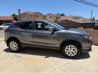 Nissan Rogue Sport 2018