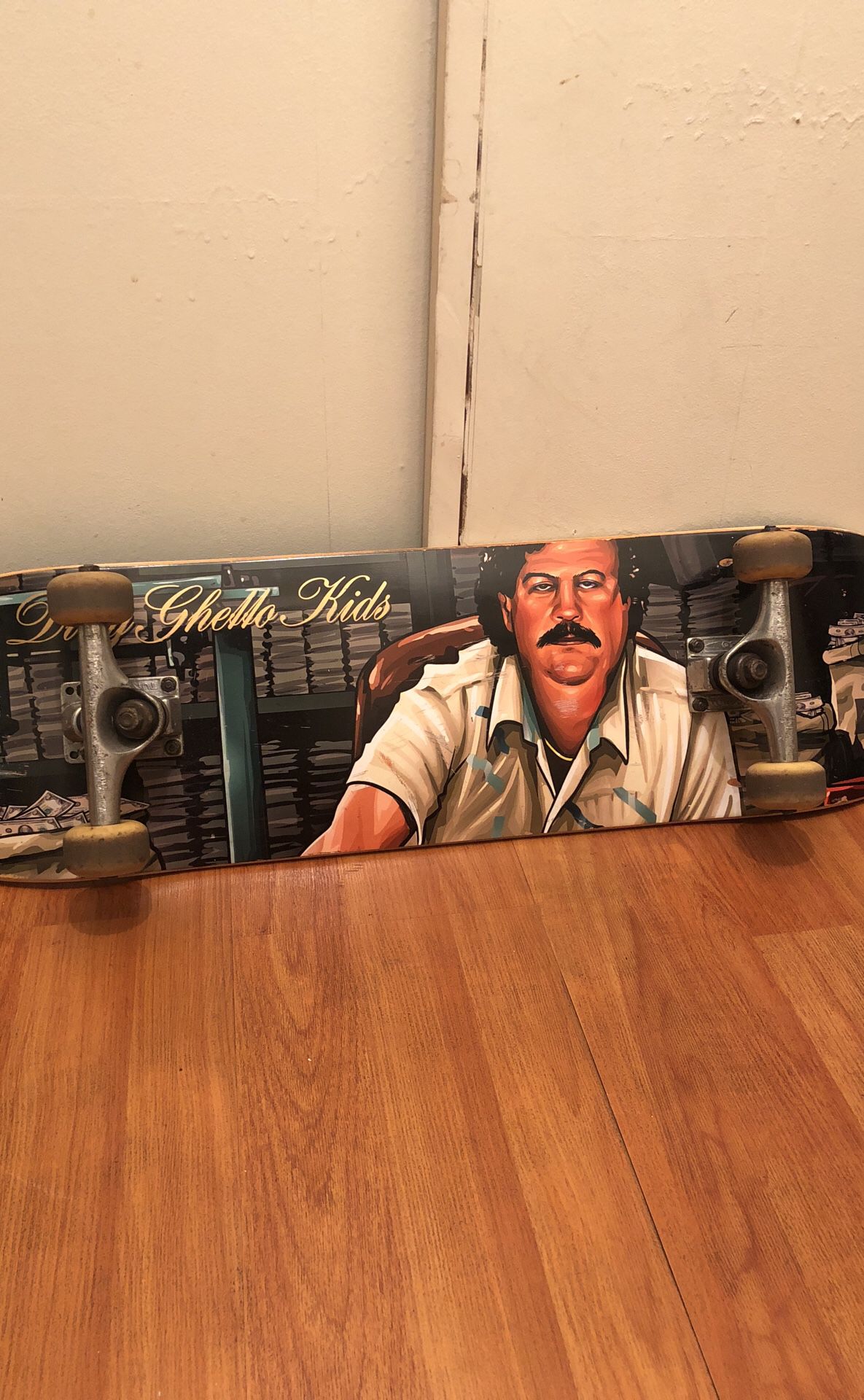 Dgk skateboard(Pablo Escobar)