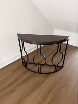 Entry way console table
