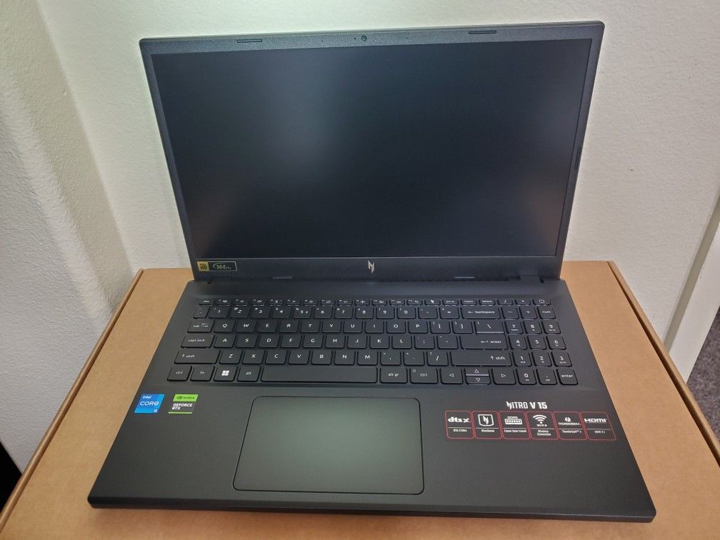 Gaming Laptop (Acer Nitro V-15)