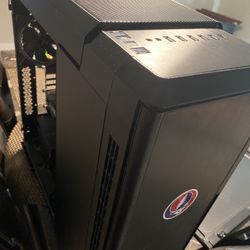 Thermaltake Game Tower With Radeon Rx 490 