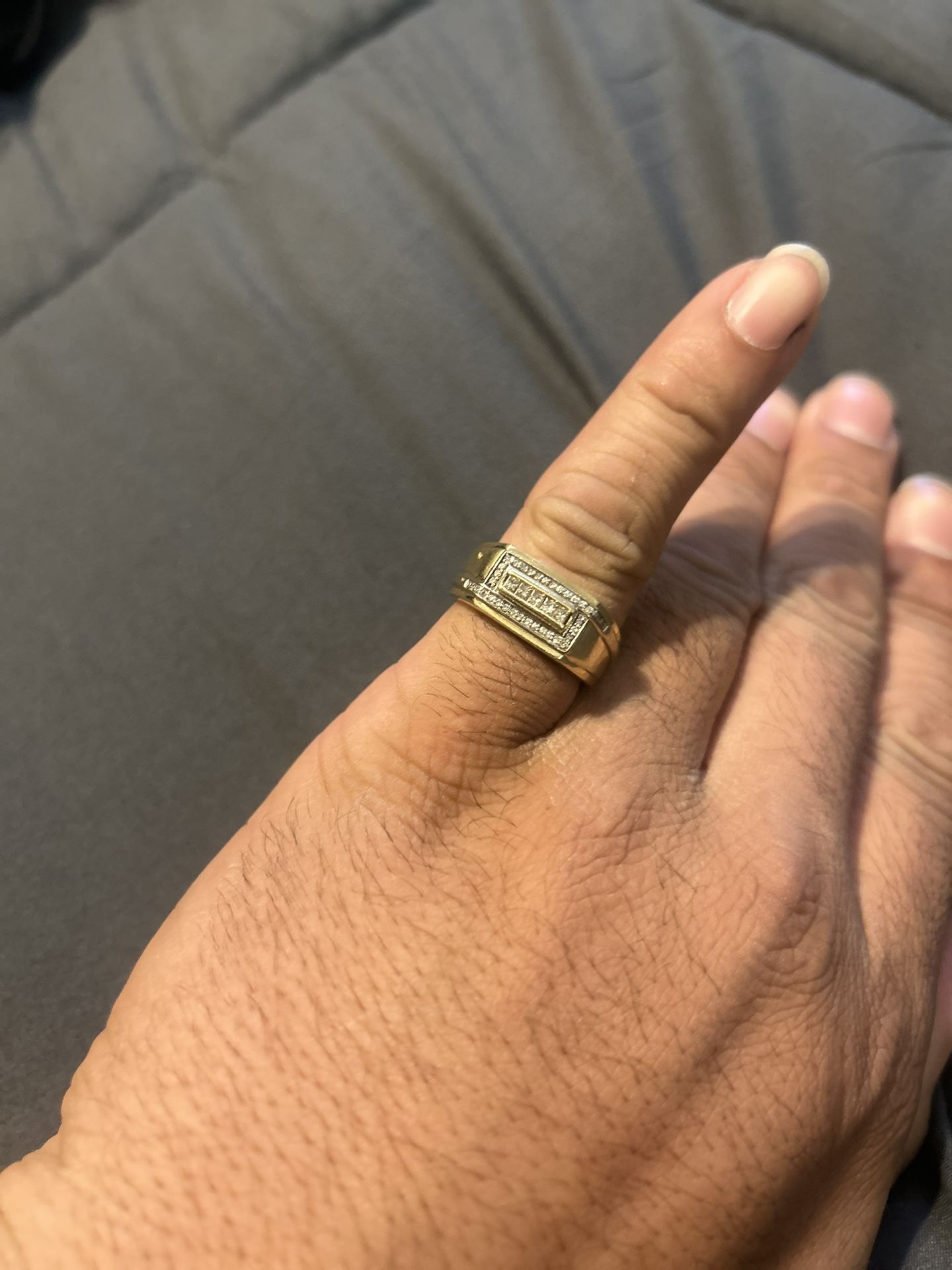 Men’s 10k Gold Diamond Pinky Ring 