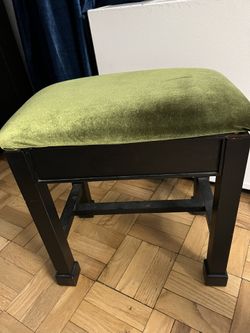 Dresser Stool