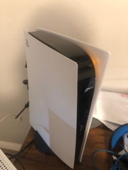 PS5 w/controller