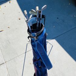 golf Bag With Clubs. ( ALL)