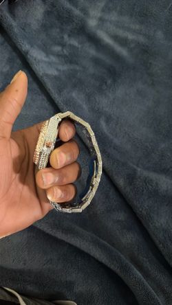 AP Watch brand new with plastic
