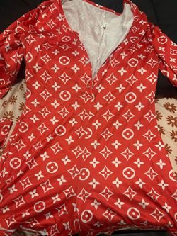 Size medium Red Monogram Print Long Sleeve Romper